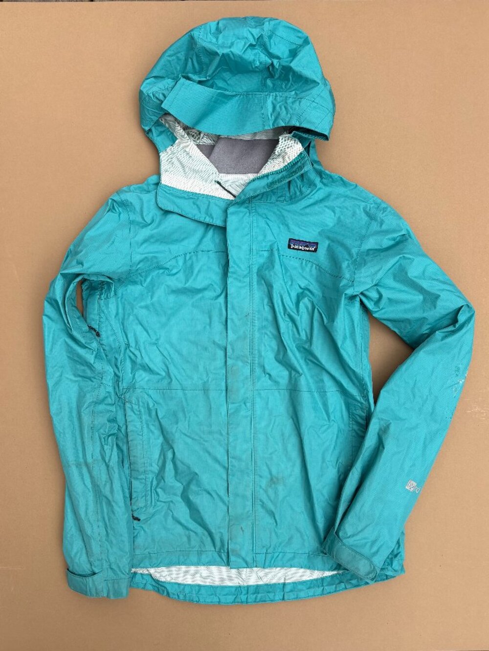 Womens Patagonia rain jacket size medium